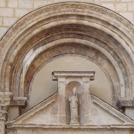 Le Logis De La Cathedrale