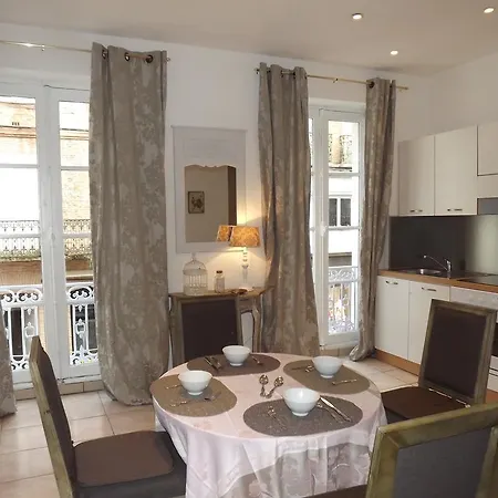 Apartment Le Logis De La Cathedrale *