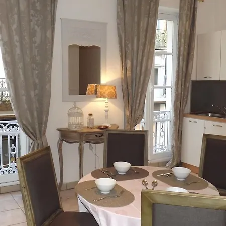 Apartment Le Logis De La Cathedrale